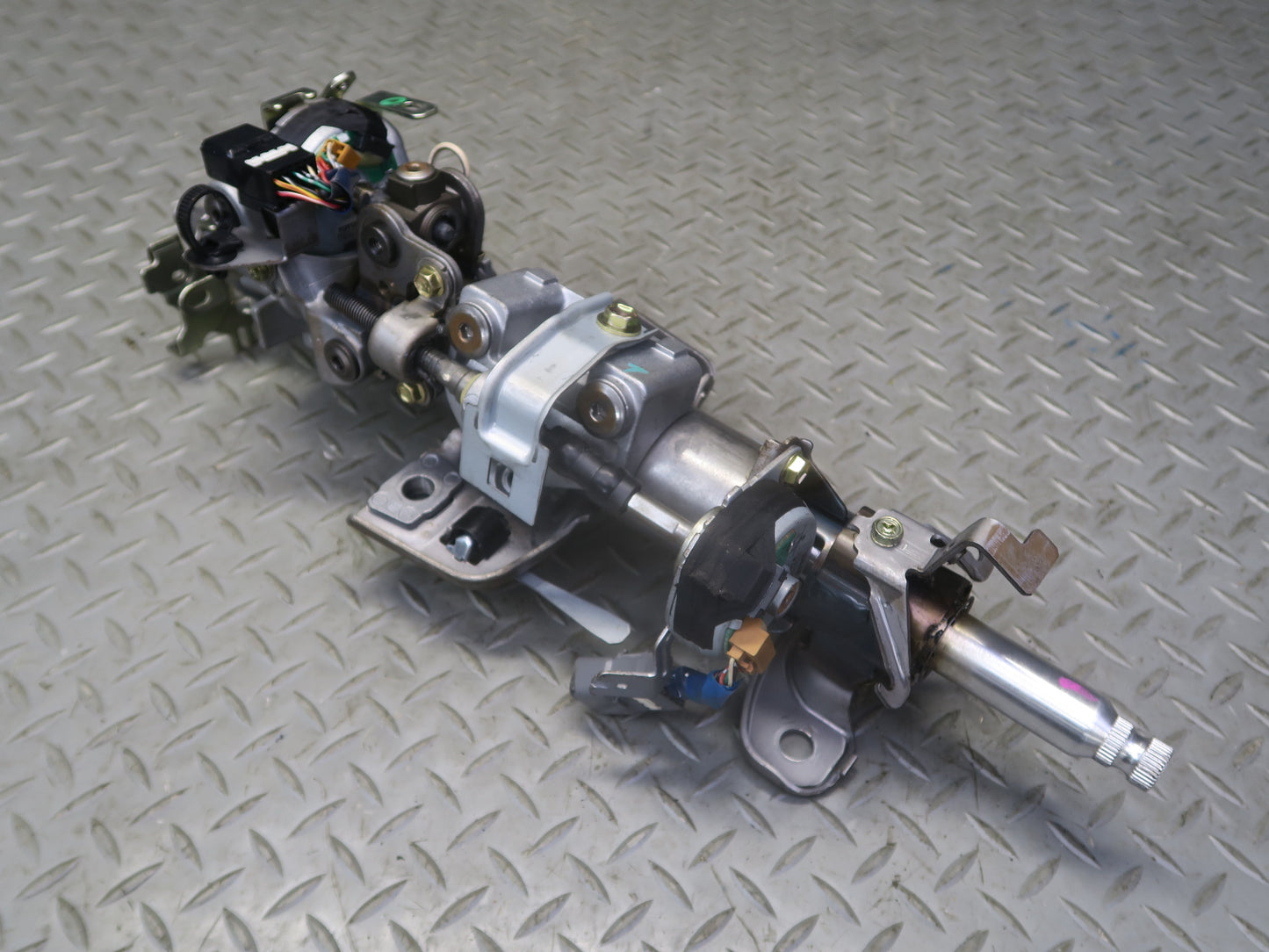 04-06 Lexus UCF30L LS430 Steering Column Assembly OEM