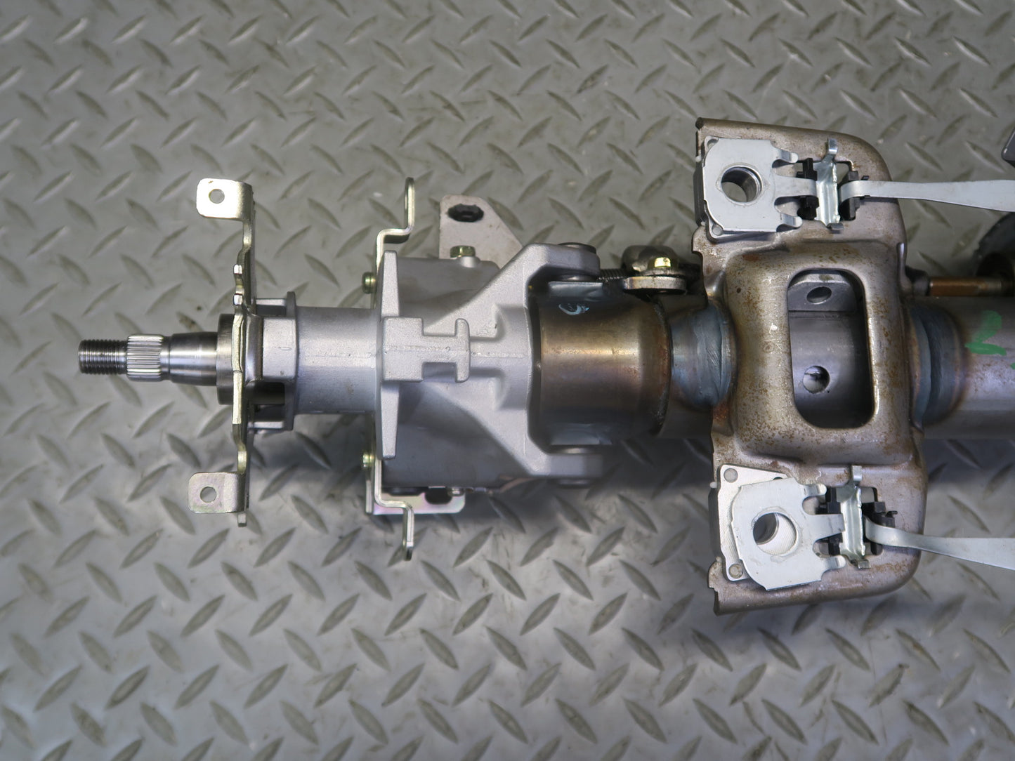 04-06 Lexus UCF30L LS430 Steering Column Assembly OEM
