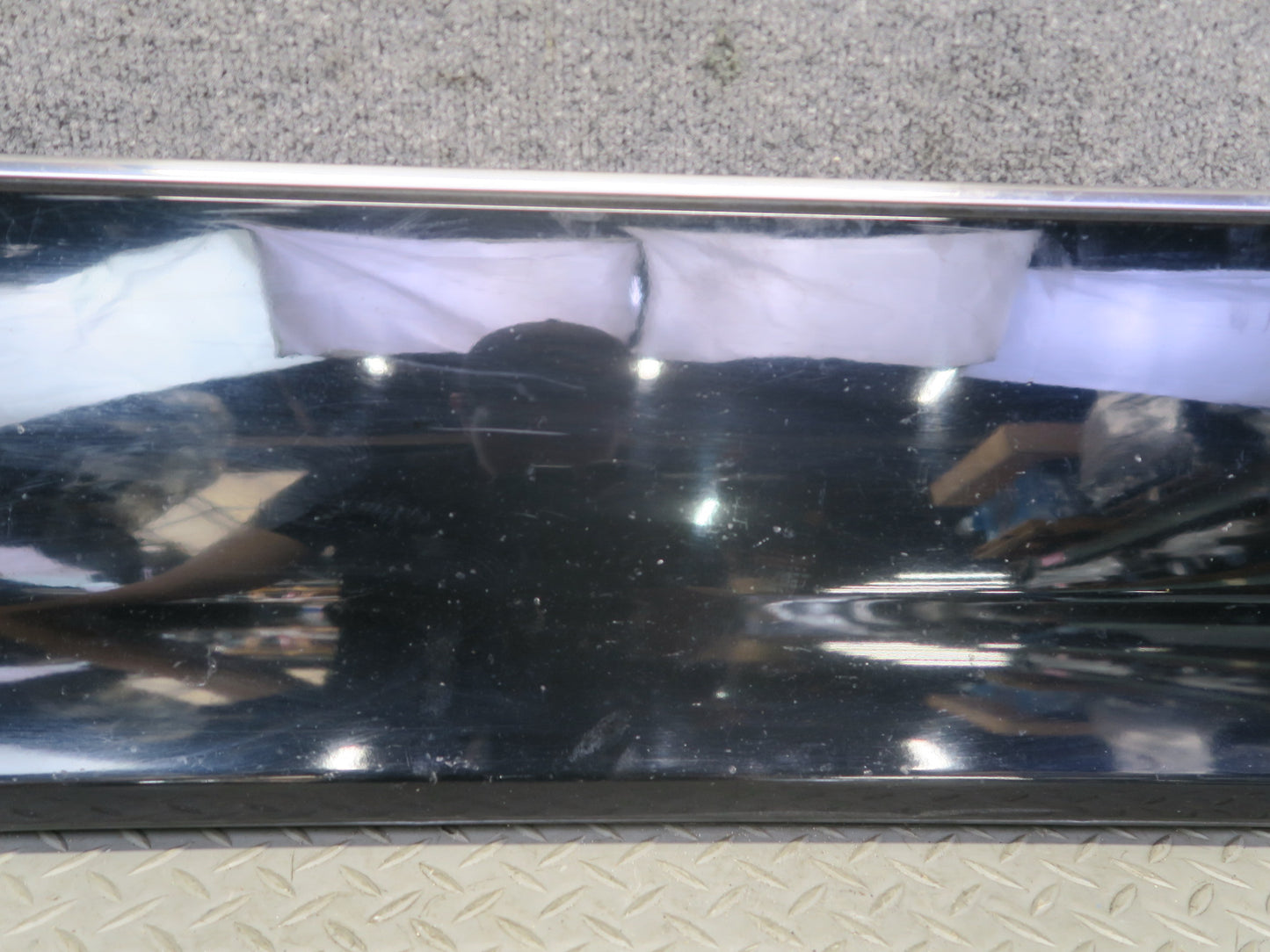 04-06 Lexus UCF30L LS430 Left Fender Door Lower Exterior Molding Trim Set OEM