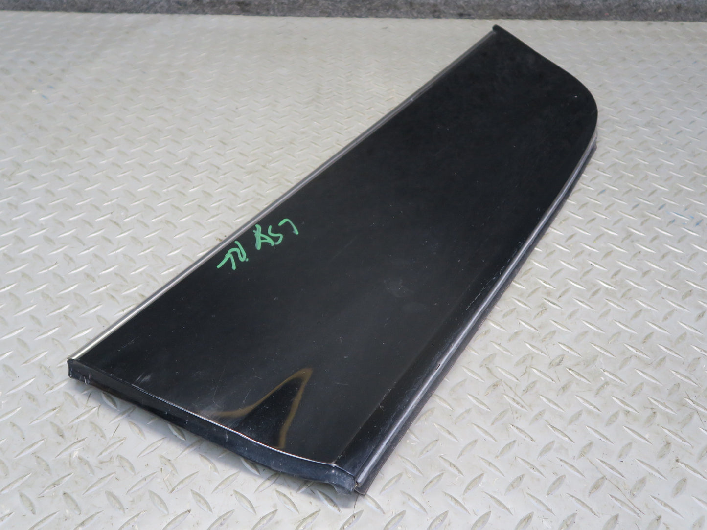 04-06 Lexus UCF30L LS430 Left Fender Door Lower Exterior Molding Trim Set OEM