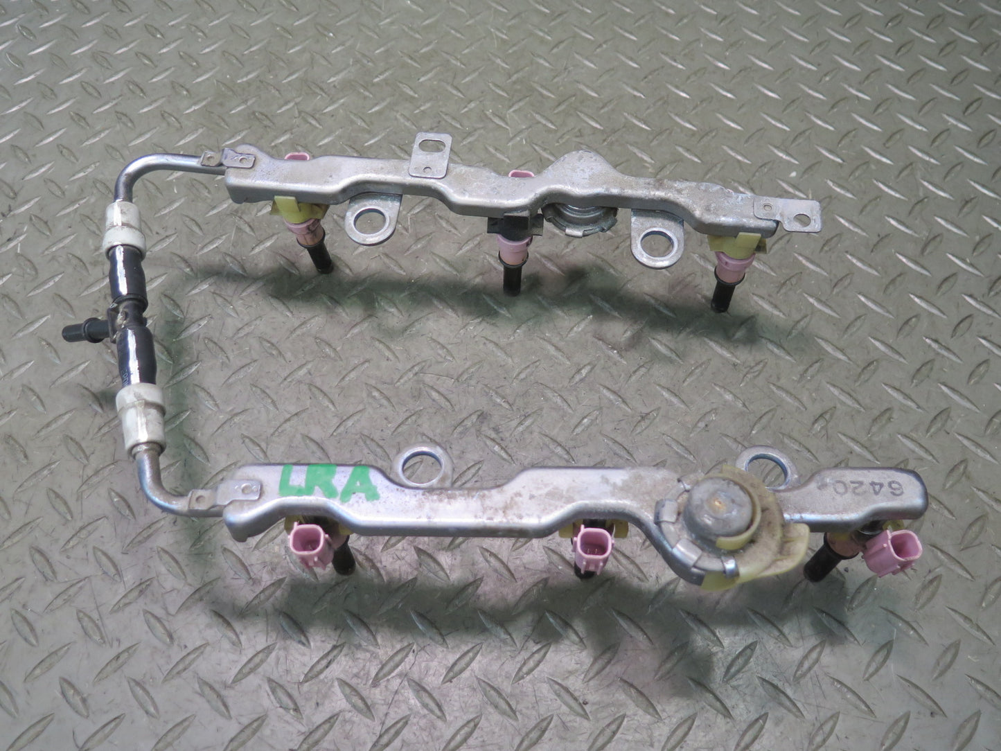 16-17 Lexus RC350 RC300 3.5L Fuel Rail Injector Set w High Pressure Line OEM