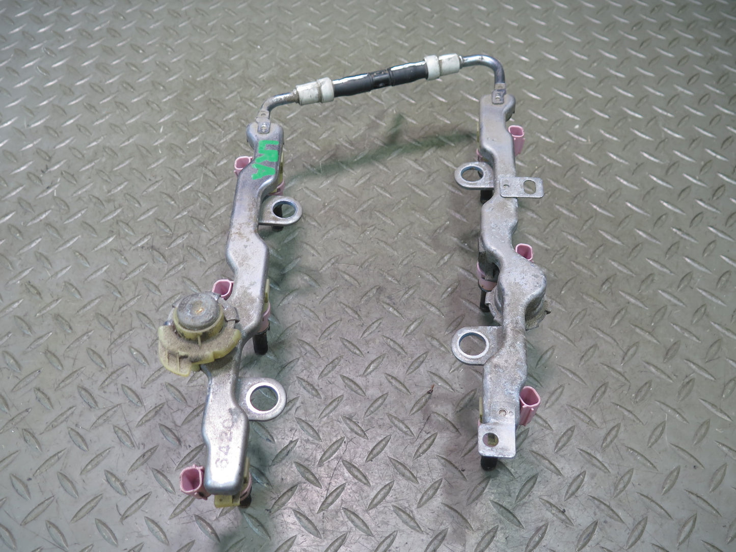 16-17 Lexus RC350 RC300 3.5L Fuel Rail Injector Set w High Pressure Line OEM