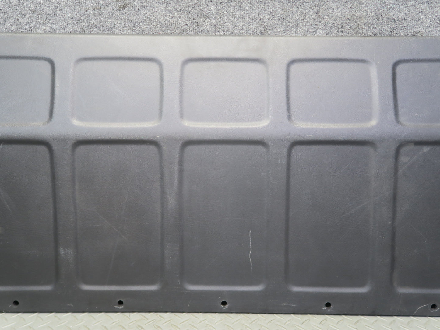 2005-2009 Hummer H2 SUT Rear MID Gate Center Decklid Panel