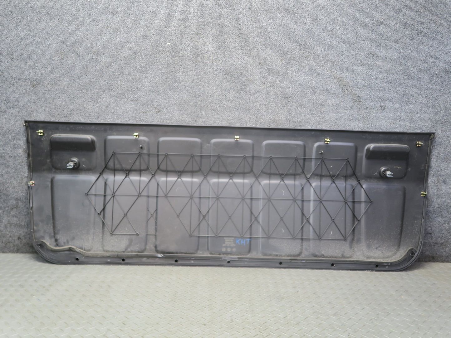 2005-2009 Hummer H2 SUT Rear MID Gate Center Decklid Panel