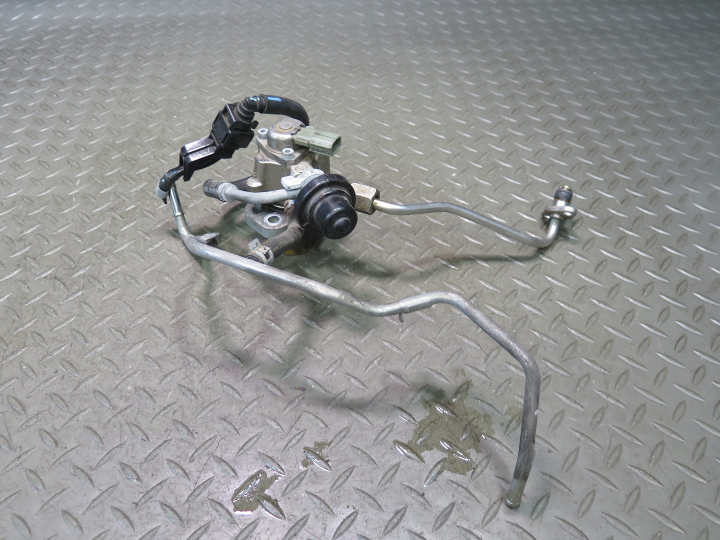 16-17 Lexus RC350 RC300 3.5L AWD High Pressure Fuel Pump w Damper & Hoses OEM