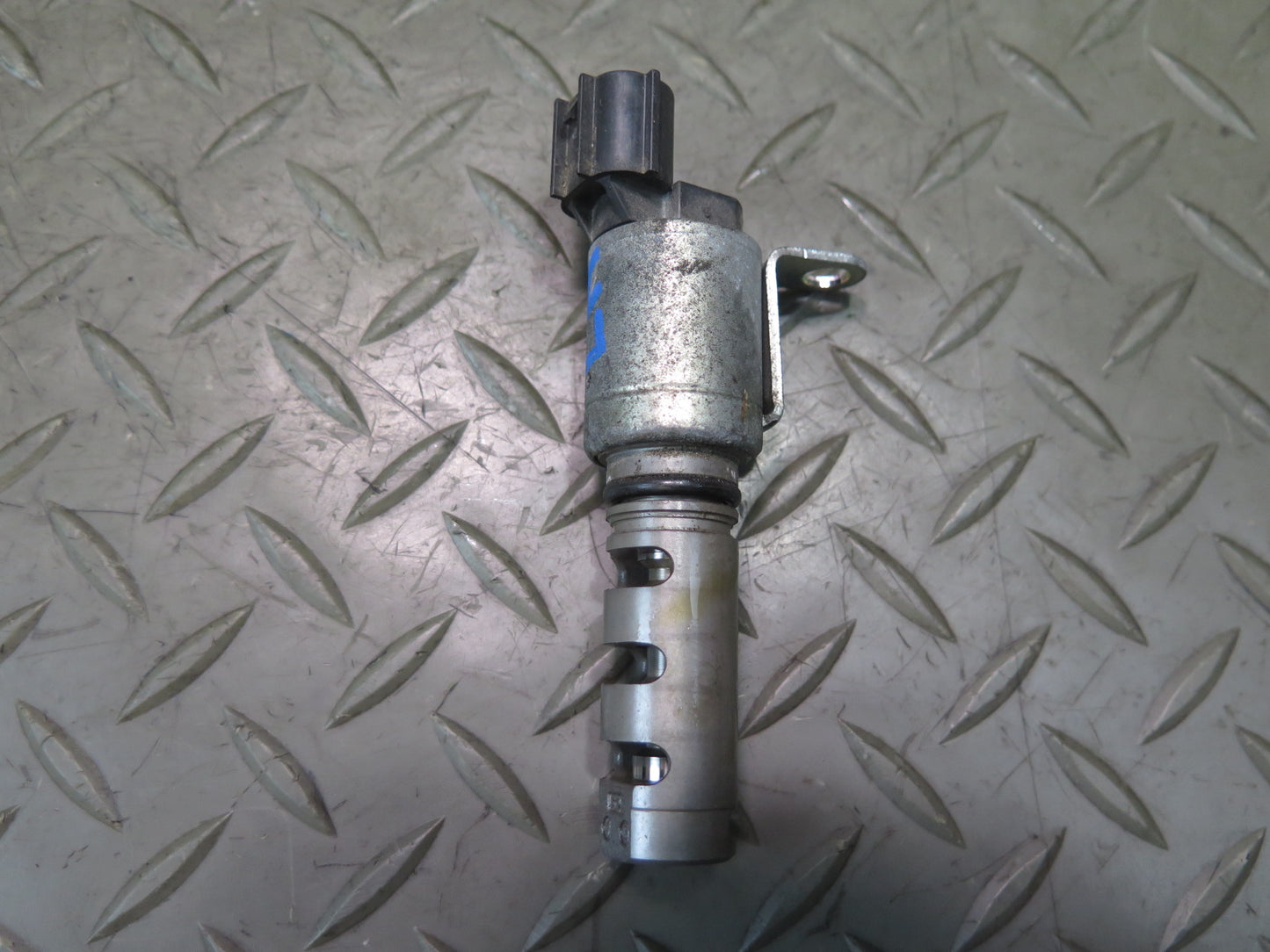 15-17 Lexus RC350 RC300 Set of 4 Right Engine Variable Valve Timing Solenoid OEM