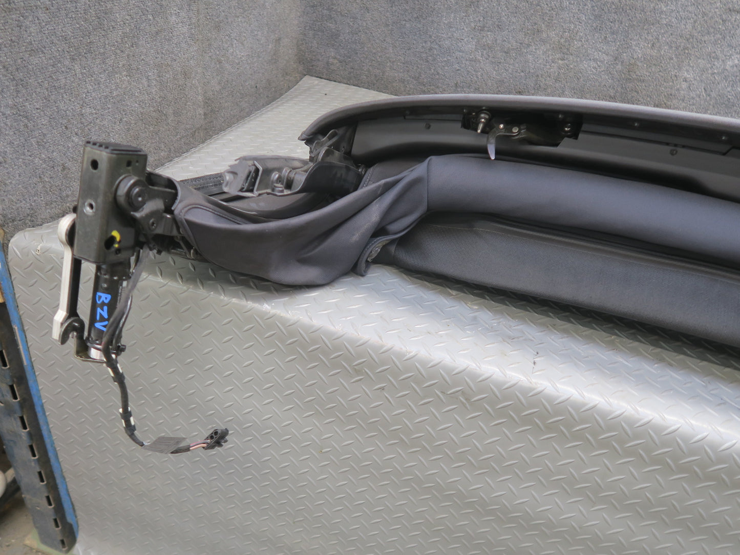 03-06 BMW E85 Z4 Convertible Soft Roof Folding TOP Assembly Black OEM