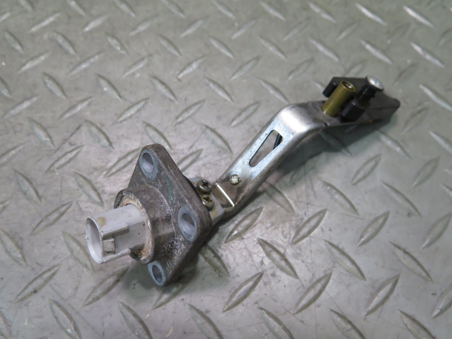 15-17 Lexus RC350 RC300 3.5L AWD Engine Oil Level Sensor OEM
