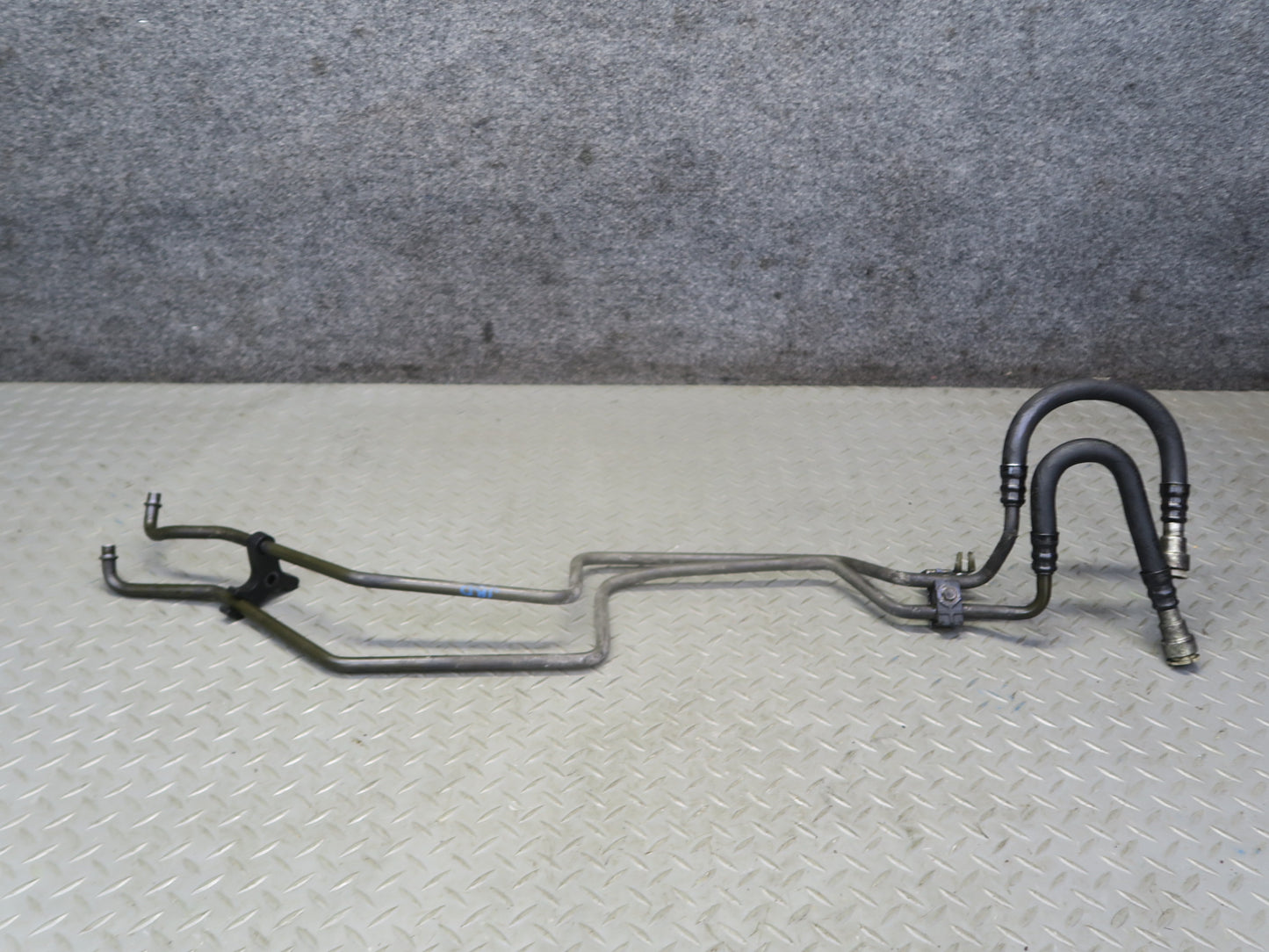 01-03 BMW E46 330i 330Ci A5S325Z A/T Transmission Oil Cooler Pipe Line Set OEM