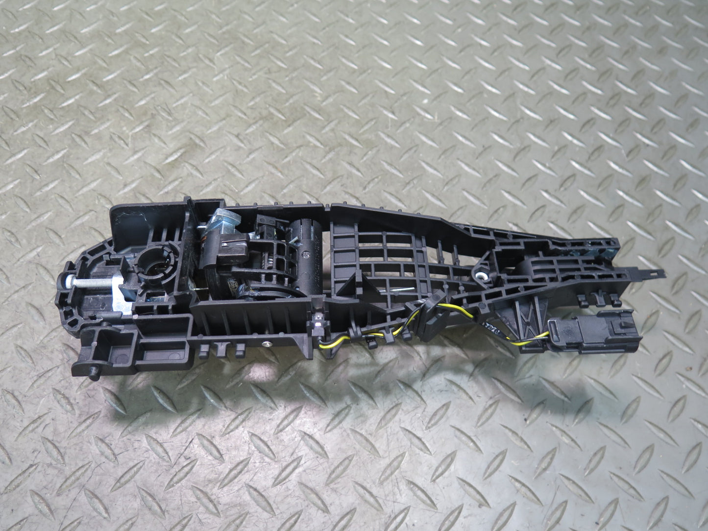 2014-2020 Maserati Ghibli M157 Rear Left Door Exterior Handle