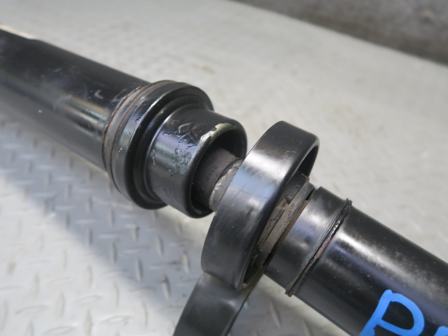 13-15 Audi RS5 8F7 AWD A/T Rear Driveshaft Drive Shaft 8T0521101R OEM