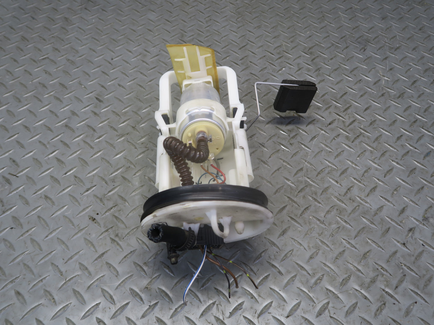 01-06 BMW E46 330i 330Ci 3.0L M54 Fuel Pump Level Sensor Sending Unit Set OEM