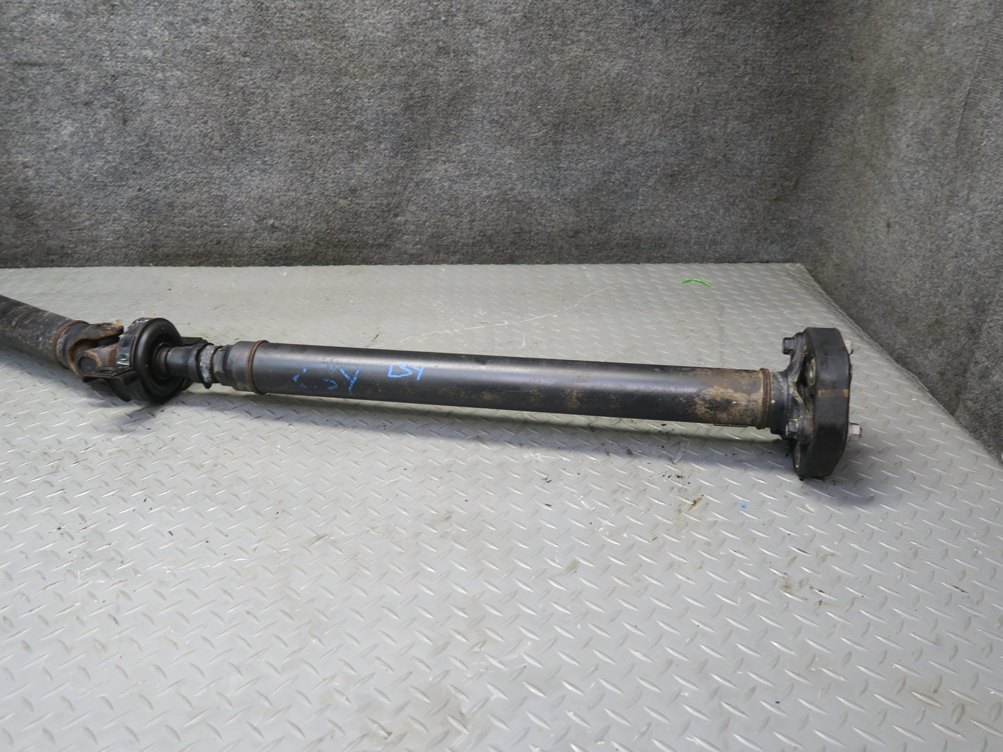 01-06 Lexus UCF30L LS430 RWD Rear Drive Shaft Driveshaft OEM