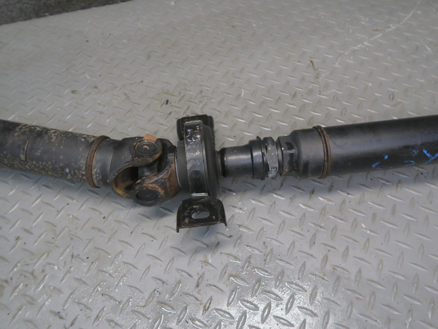 01-06 Lexus UCF30L LS430 RWD Rear Drive Shaft Driveshaft OEM