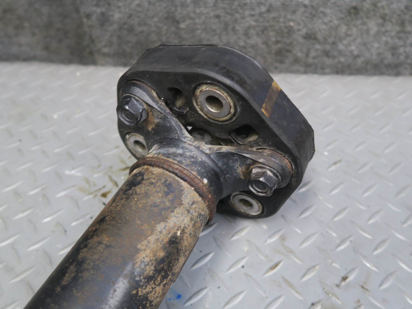 01-06 Lexus UCF30L LS430 RWD Rear Drive Shaft Driveshaft OEM