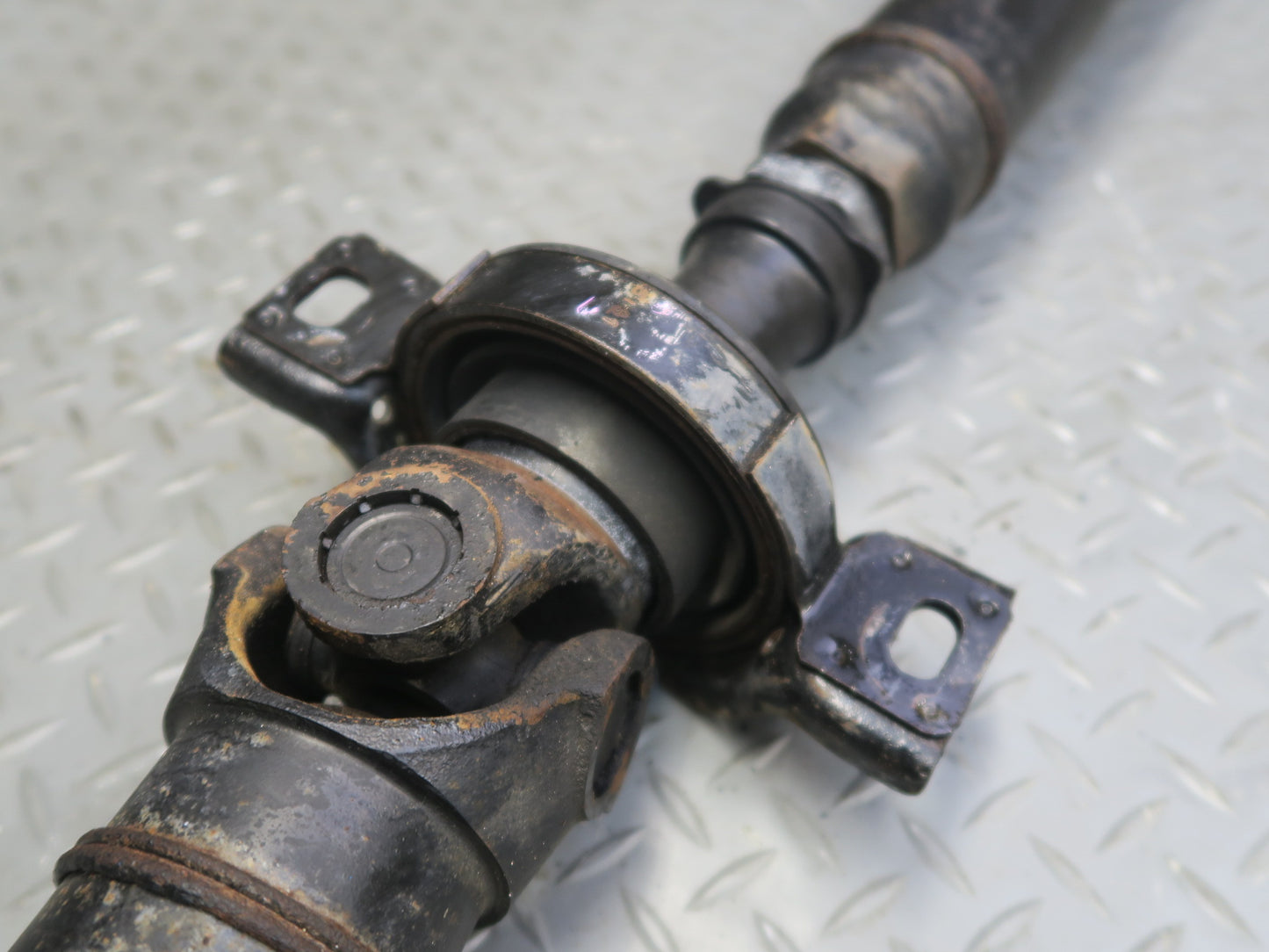 01-06 Lexus UCF30L LS430 RWD Rear Drive Shaft Driveshaft OEM