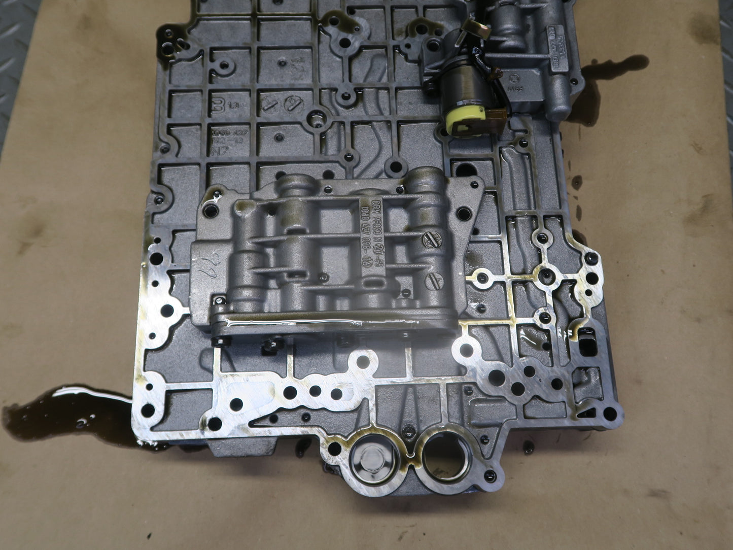 01-03 BMW E46 330Ci 330i A5S 325Z Transmission Valve Body Mechatronic OEM