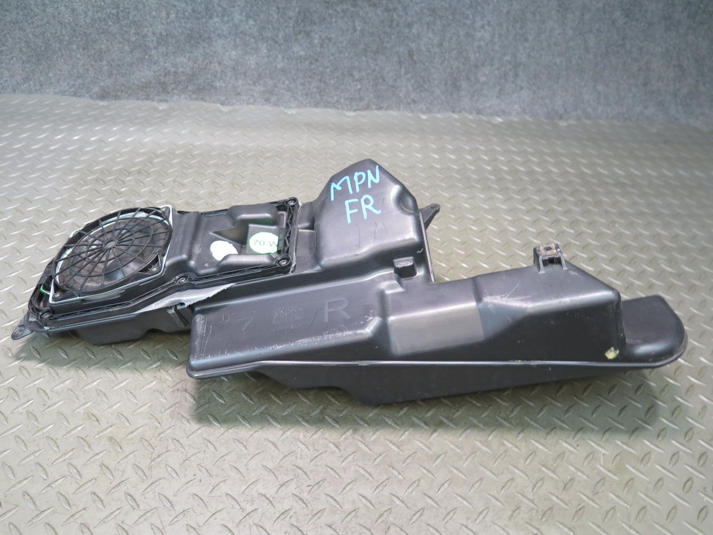 2002-2005 Porsche 911 996 Front Left & Right Side Door Subwoofer Speaker Box