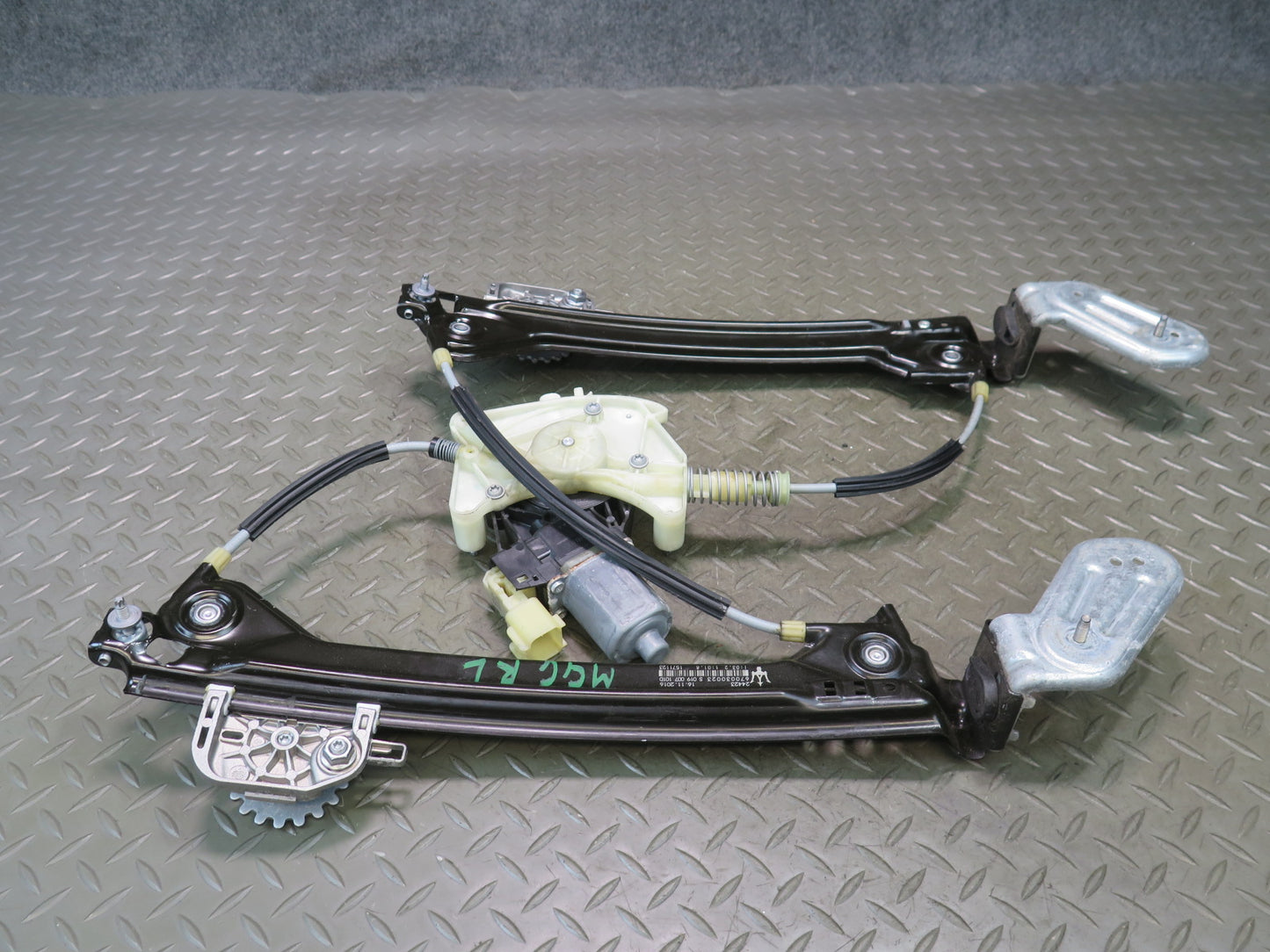 2014-2020 Maserati Ghibli M157 Rear Left Door Window Regulator w Motor