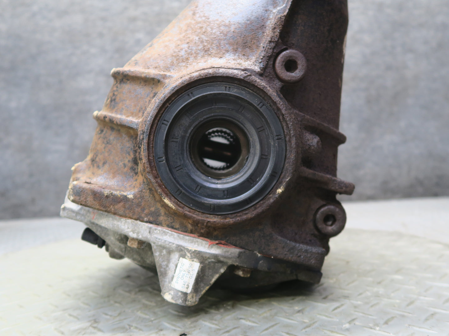 04-06 Lexus UCF30L LS430 RWD Rear Differential Carrier 3.769 Ratio OEM