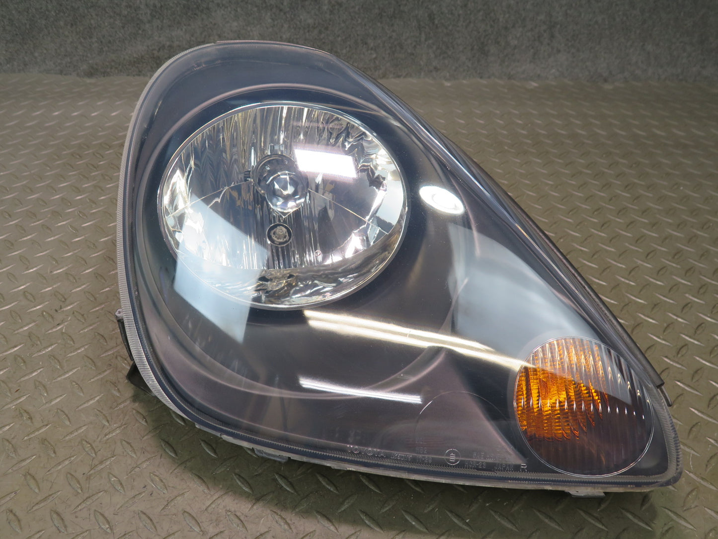00-02 Toyota MR2 Spyder ZZW30L Front Right Halogen Headlight Lamp OEM