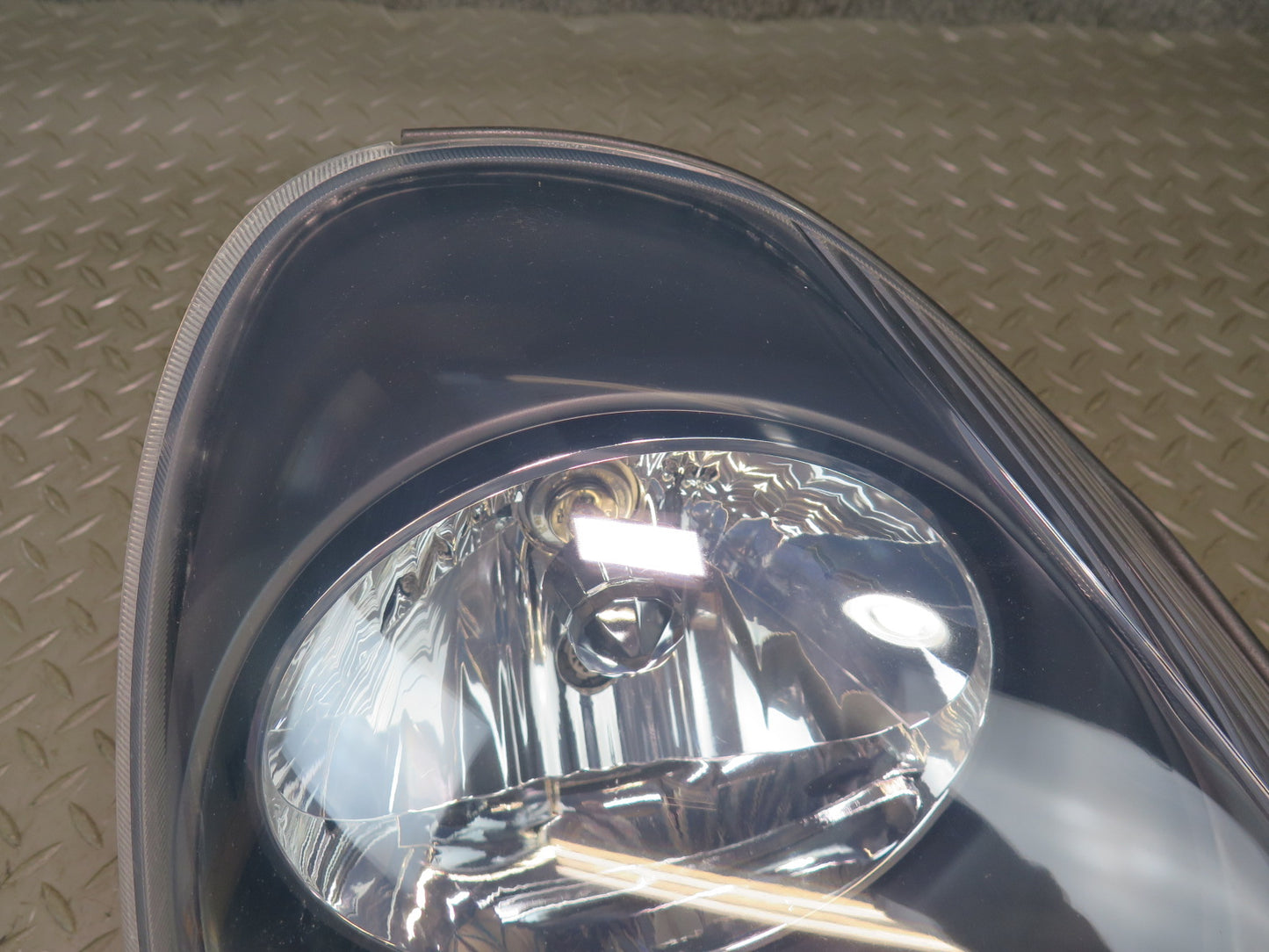 00-02 Toyota MR2 Spyder ZZW30L Front Right Halogen Headlight Lamp OEM