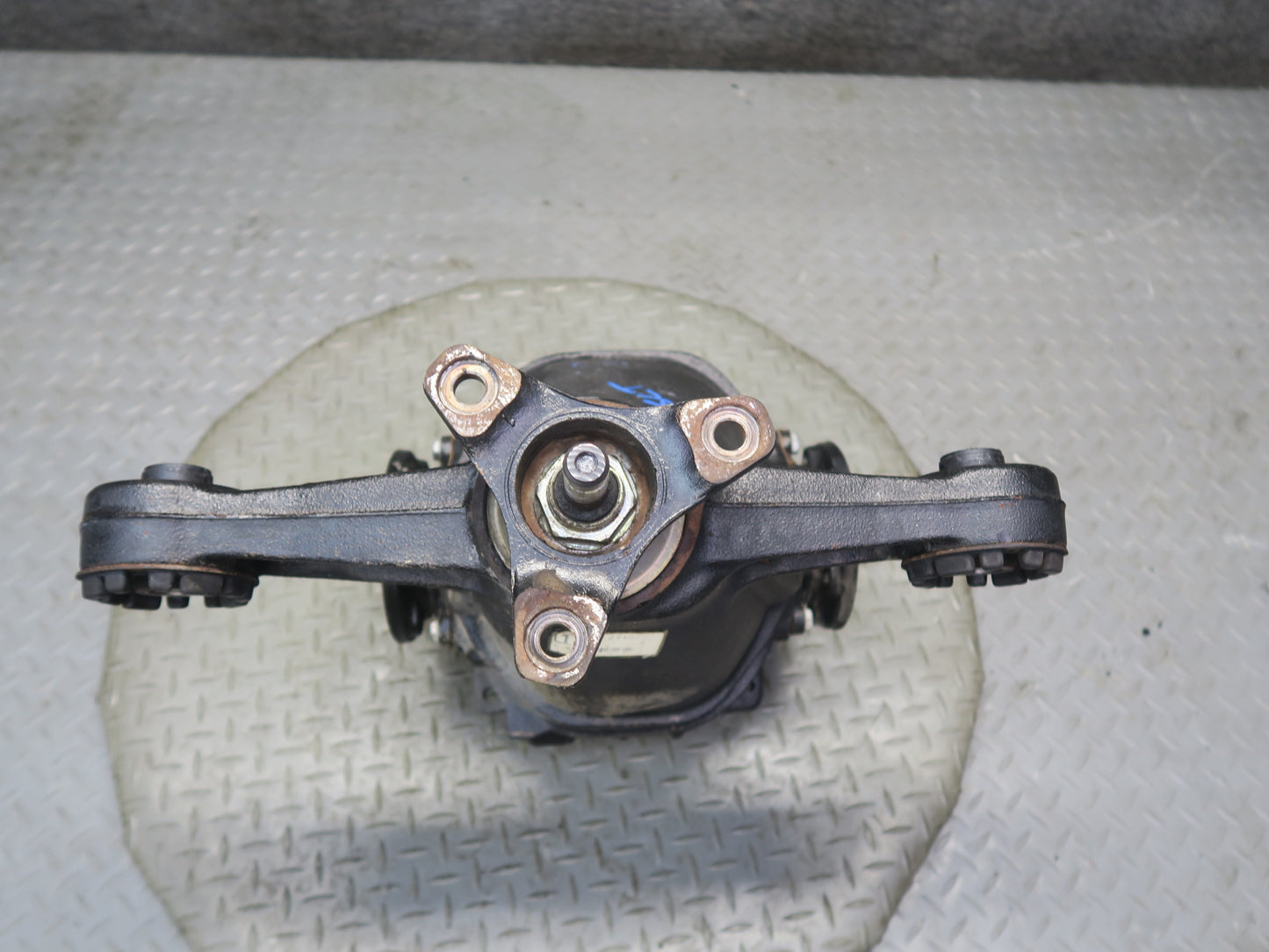 02-05 Lexus GS430 SC430 Rear Differential Carrier 3.266 Ratio 122k Miles OEM