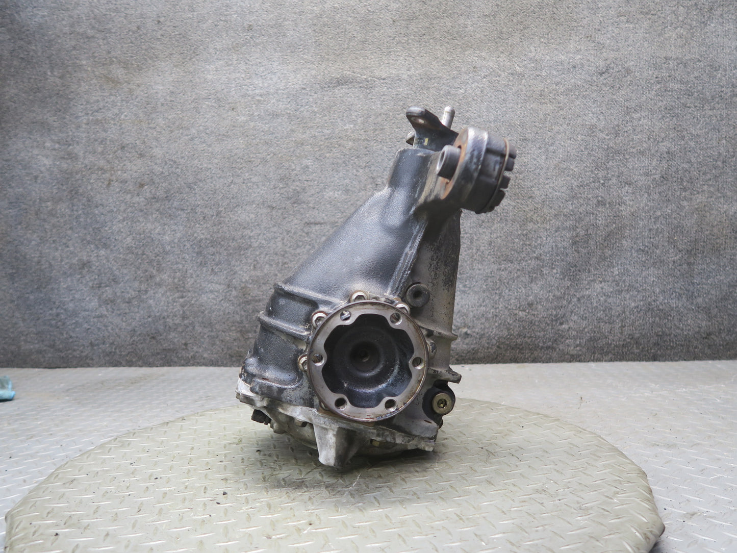 02-05 Lexus GS430 SC430 Rear Differential Carrier 3.266 Ratio 122k Miles OEM