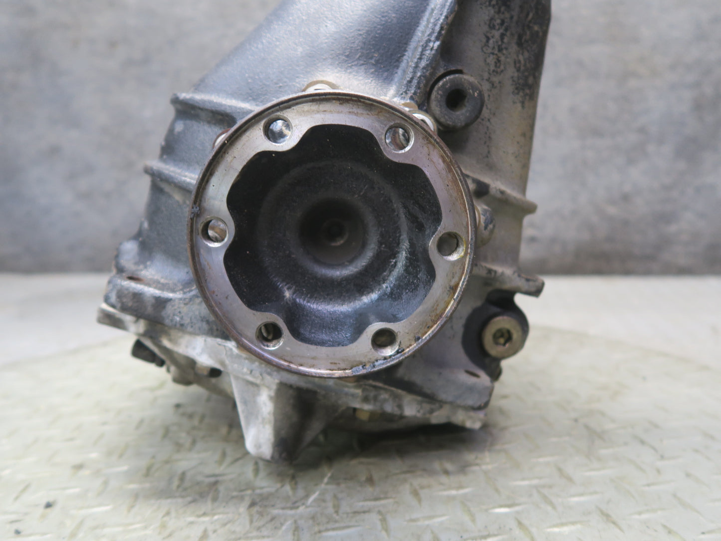02-05 Lexus GS430 SC430 Rear Differential Carrier 3.266 Ratio 122k Miles OEM
