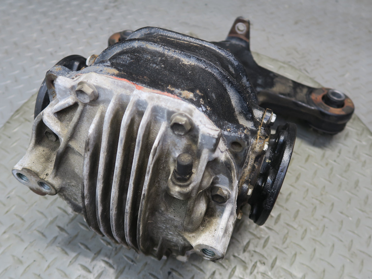 02-05 Lexus GS430 SC430 Rear Differential Carrier 3.266 Ratio 122k Miles OEM