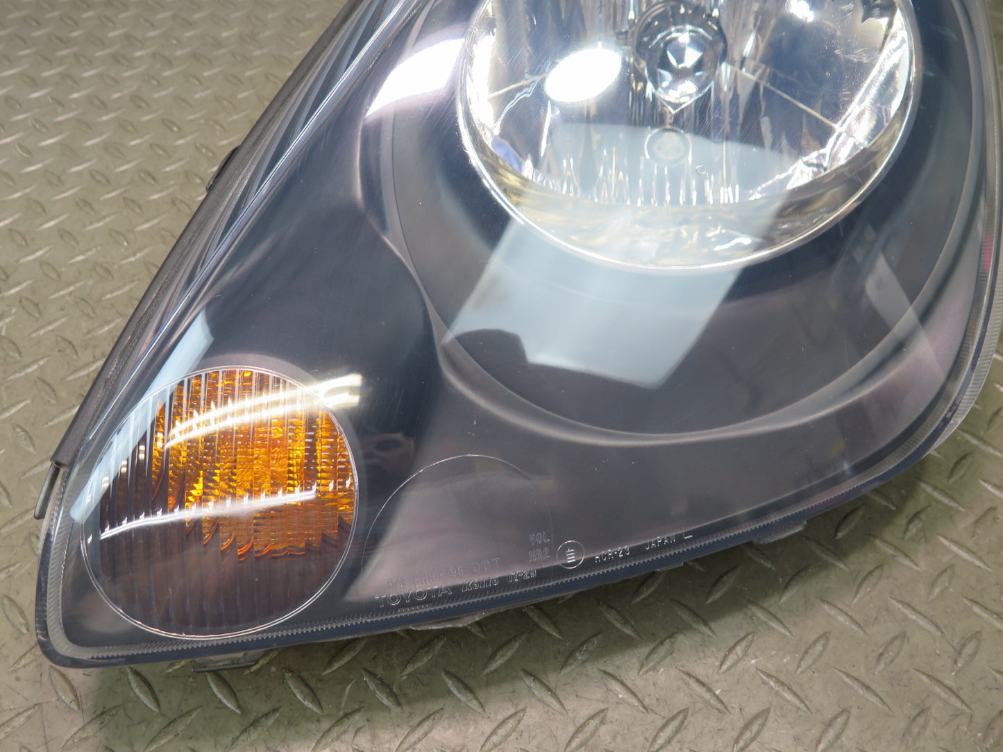 00-02 Toyota MR2 Spyder ZZW30L Front Left Halogen Headlight Lamp OEM