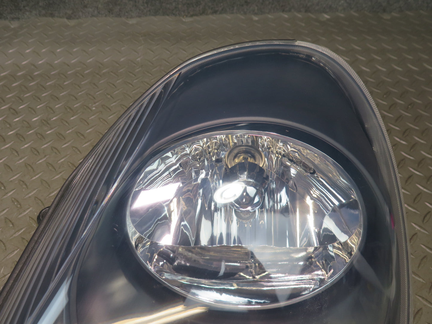 00-02 Toyota MR2 Spyder ZZW30L Front Left Halogen Headlight Lamp OEM