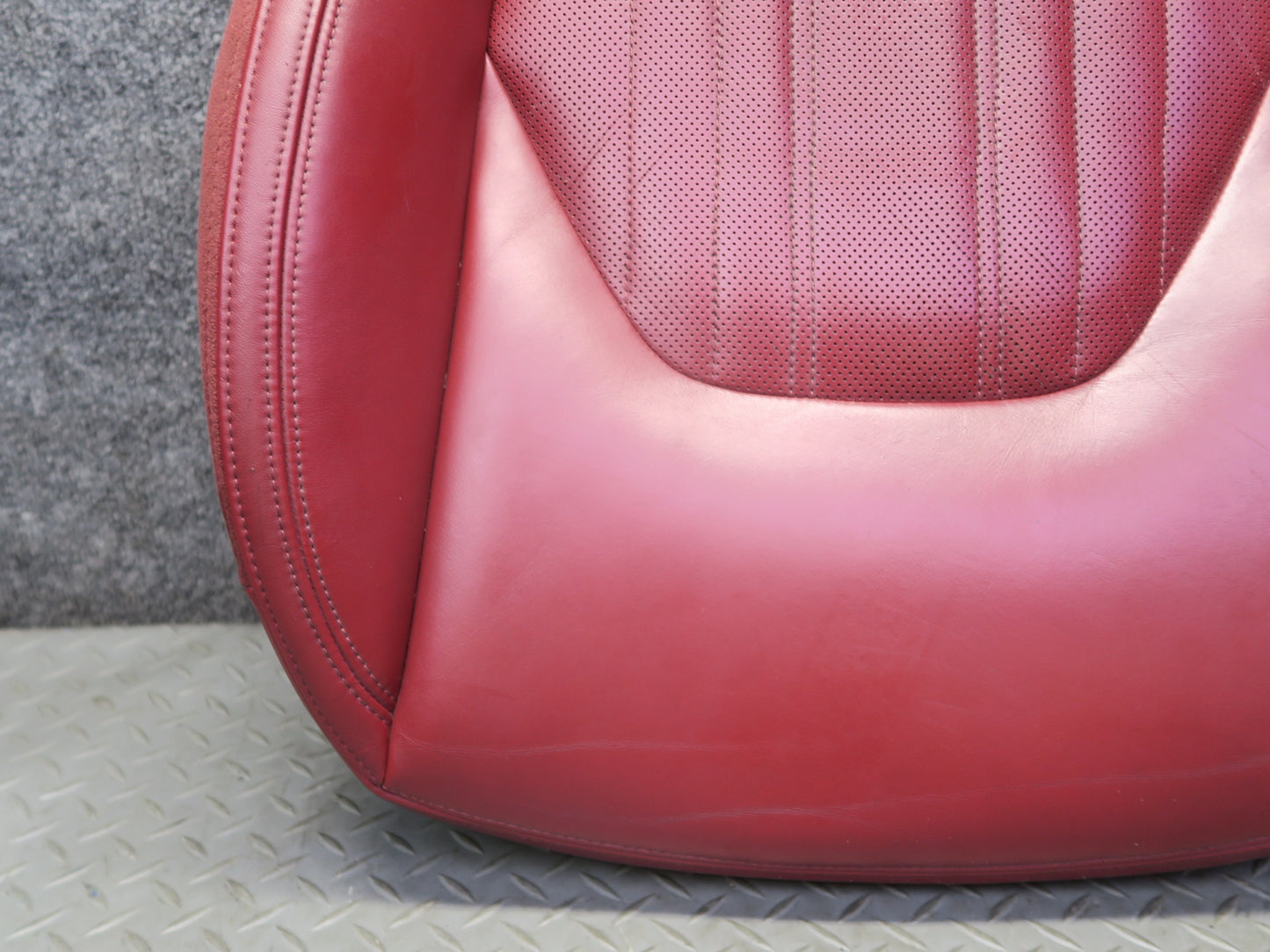 2014-2017 Maserati Ghibli M157 Front Right Seat Lower Leather Cushion