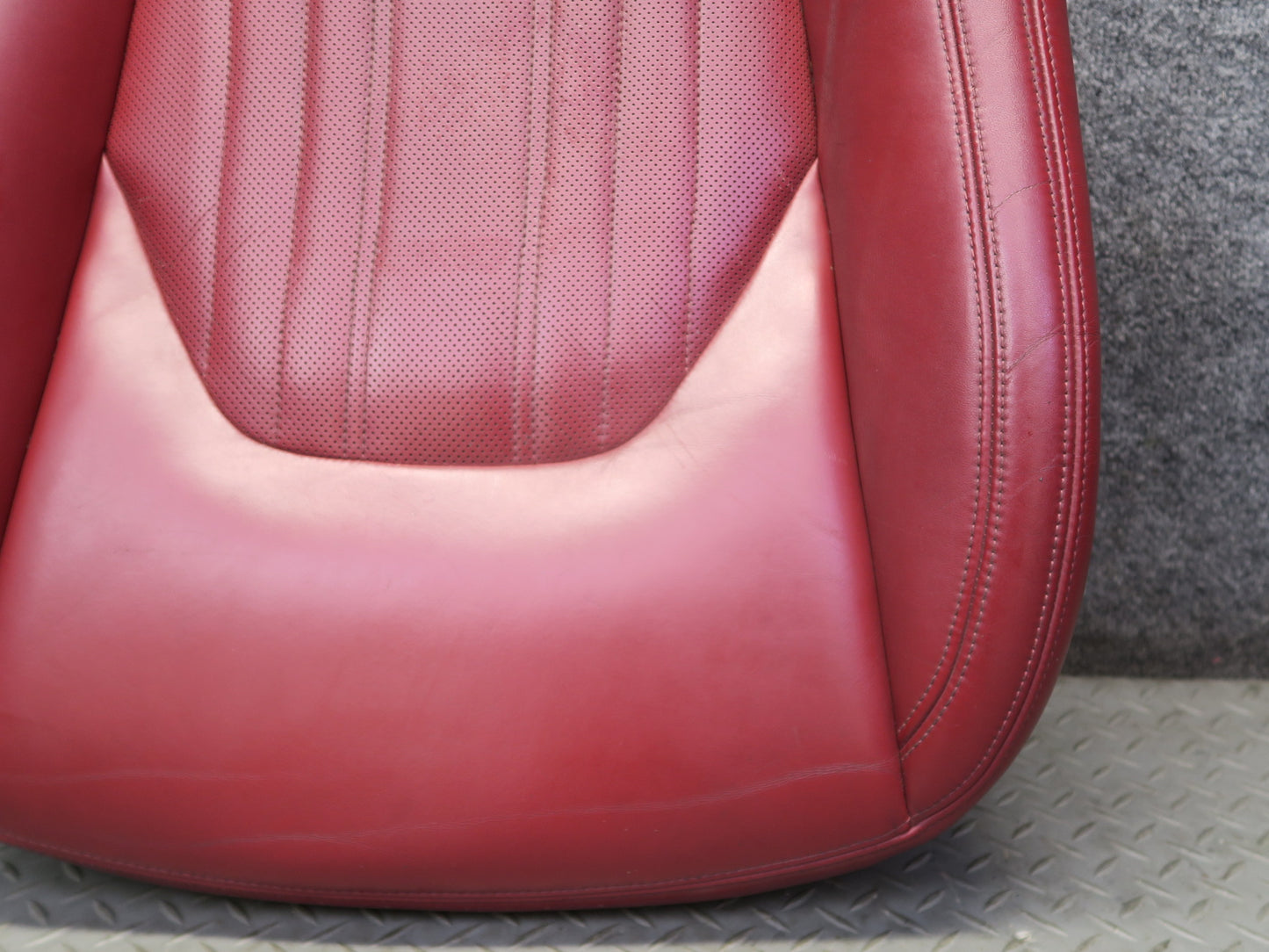 2014-2017 Maserati Ghibli M157 Front Right Seat Lower Leather Cushion