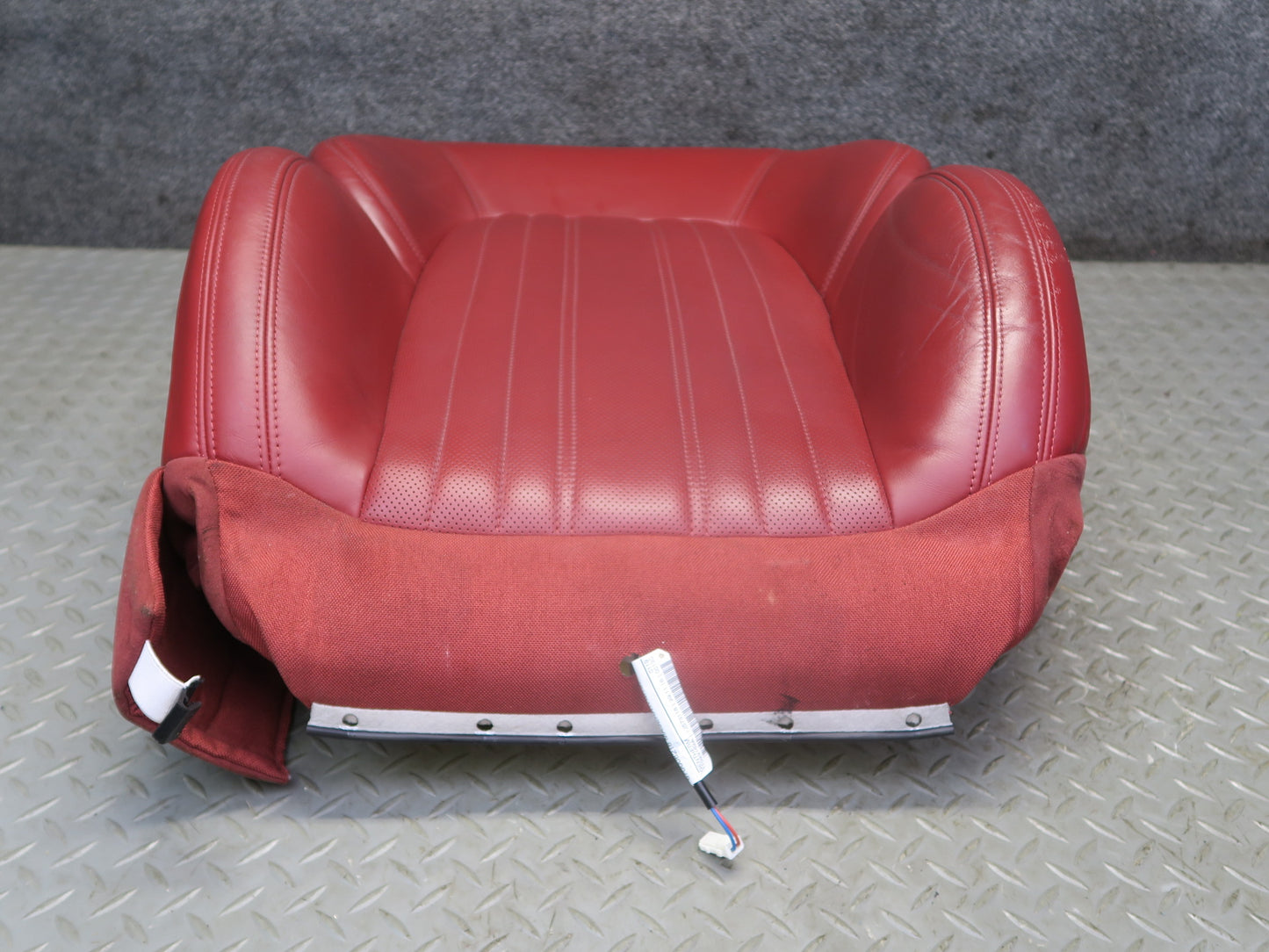 2014-2017 Maserati Ghibli M157 Front Right Seat Upper Backrest Leather Cushion