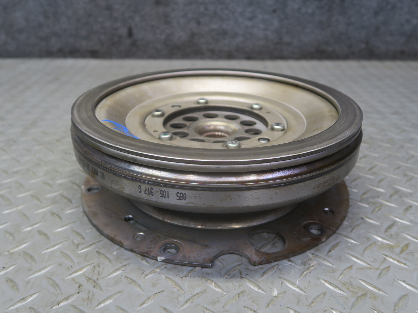 13-15 Audi RS5 8F7 4.2L V8 Auto Transmission Dual Mass Flywheel 0B5105317G OEM