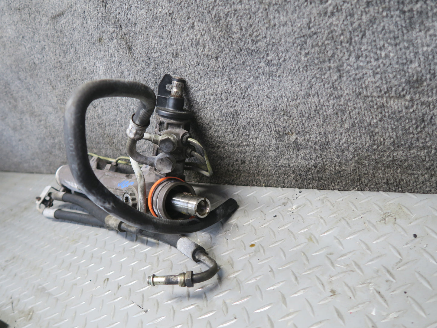 02-06 BMW E46 330Ci 330i Power Steering Rack & Pinion Yellow TAG 6757650 OEM