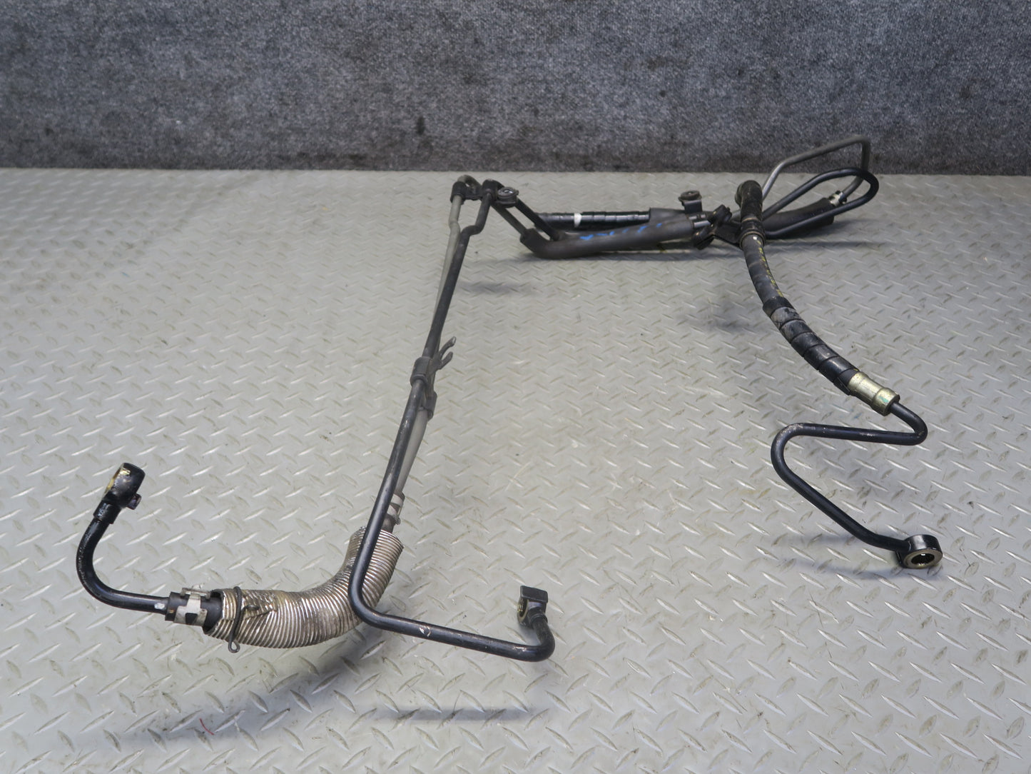 02-10 Lexus UZZ40L SC430 Power Steering Pressure Line Hose Pipe Set OEM