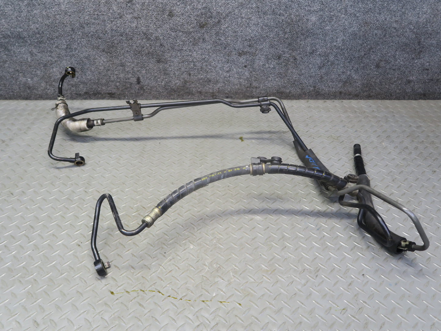 02-10 Lexus UZZ40L SC430 Power Steering Pressure Line Hose Pipe Set OEM