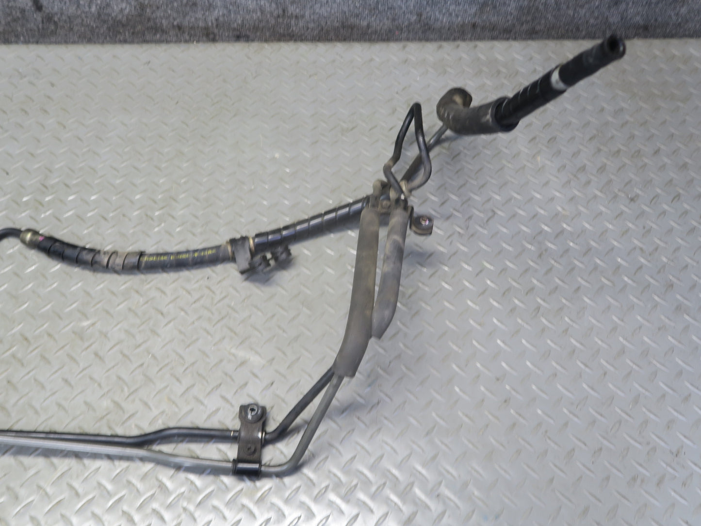 02-10 Lexus UZZ40L SC430 Power Steering Pressure Line Hose Pipe Set OEM