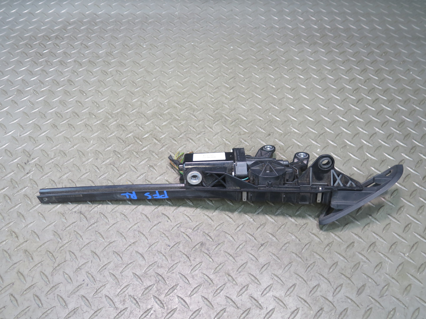 10-17 Audi A5 S5 RS5 8F7 Convert Front Left & Right Seat Belt Tensioner Set OEM