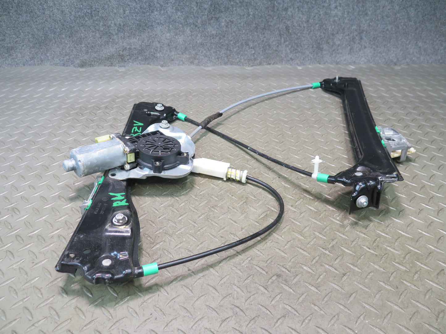 03-08 BMW E86 E85 Z4 Right Passenger Door Window Regulator w Motor OEM
