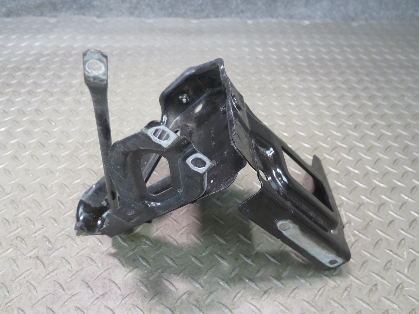 03-08 BMW E85 Z4 Front Right Headlight Support Bracket OEM