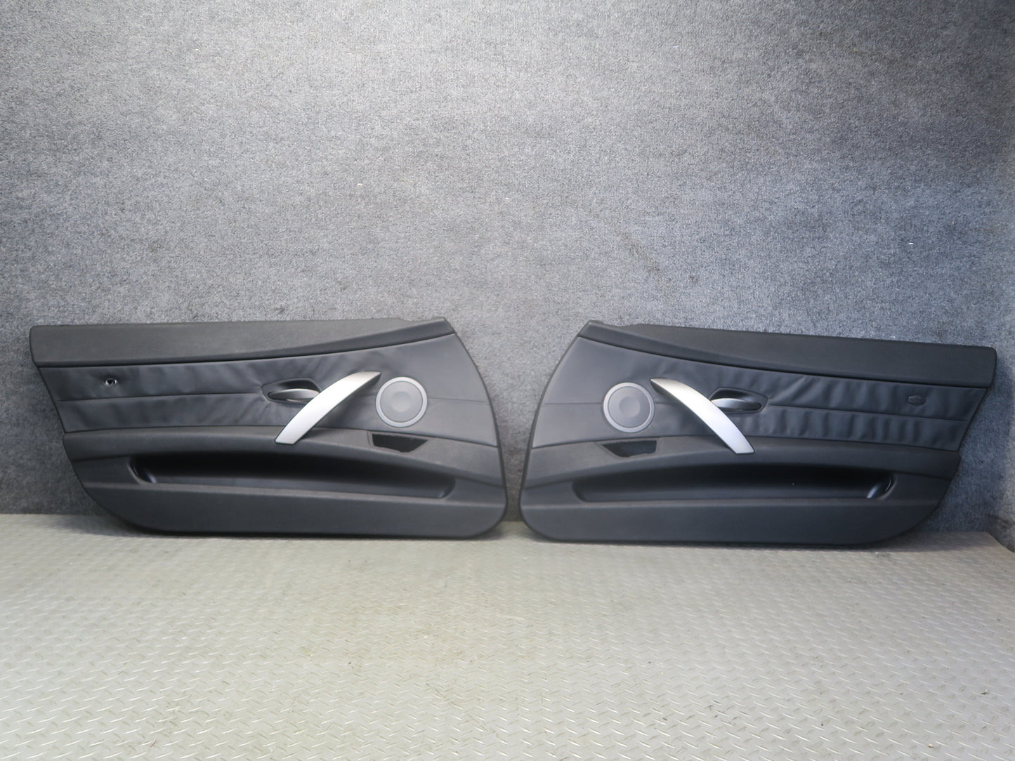 03-05 BMW E85 Z4 Set of 2 Left & Right Door Interior Trim Panel Black 66K OEM