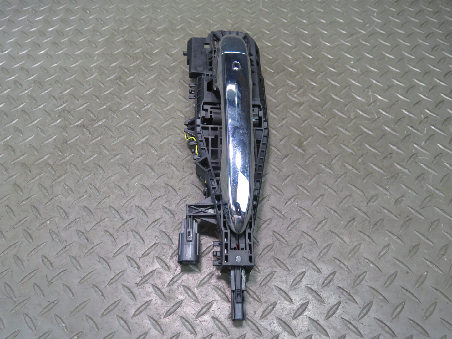2014-2020 Maserati Ghibli M157 Front Right Door Exterior Handle