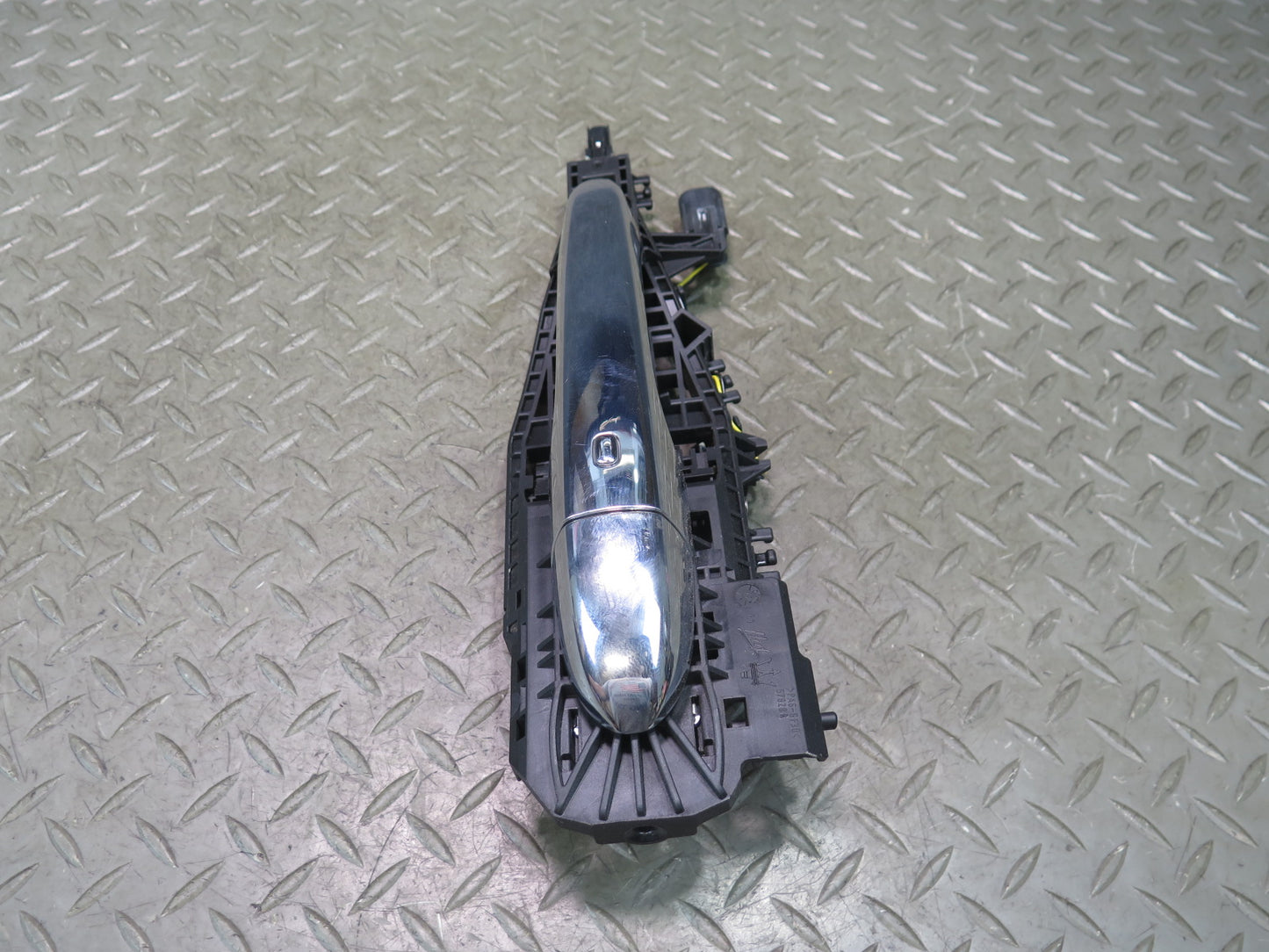 2014-2020 Maserati Ghibli M157 Front Right Door Exterior Handle