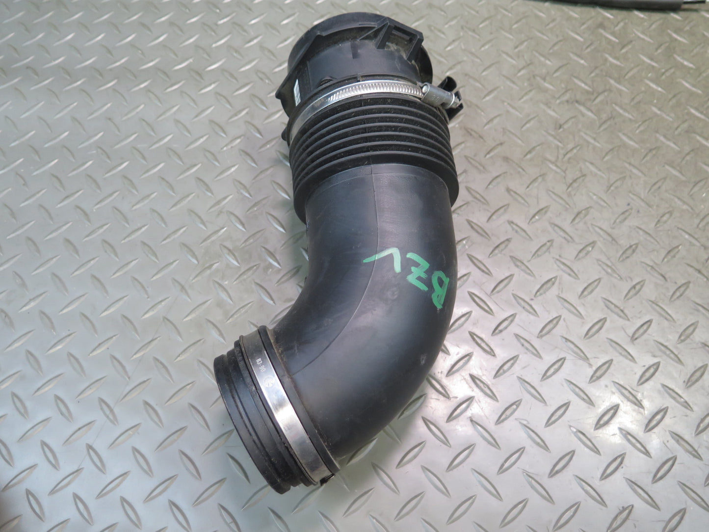 03-05 BMW E85 Z4 M54 3.0L Air Intake Duct Hose Boot Tube w MAF Sensor OEM
