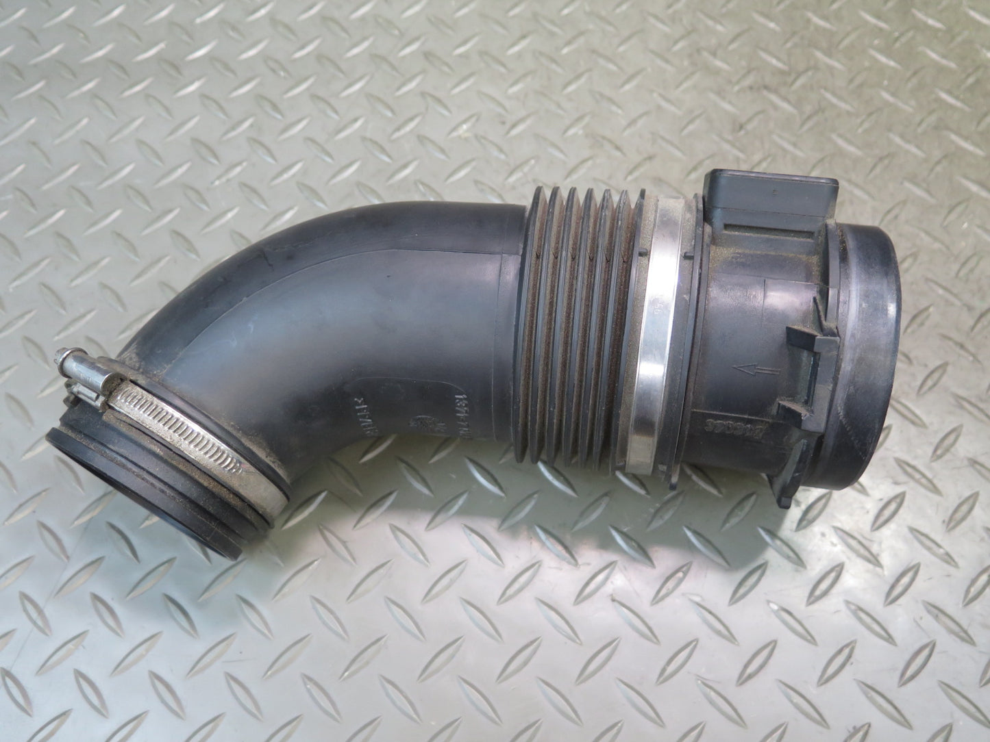 03-05 BMW E85 Z4 M54 3.0L Air Intake Duct Hose Boot Tube w MAF Sensor OEM