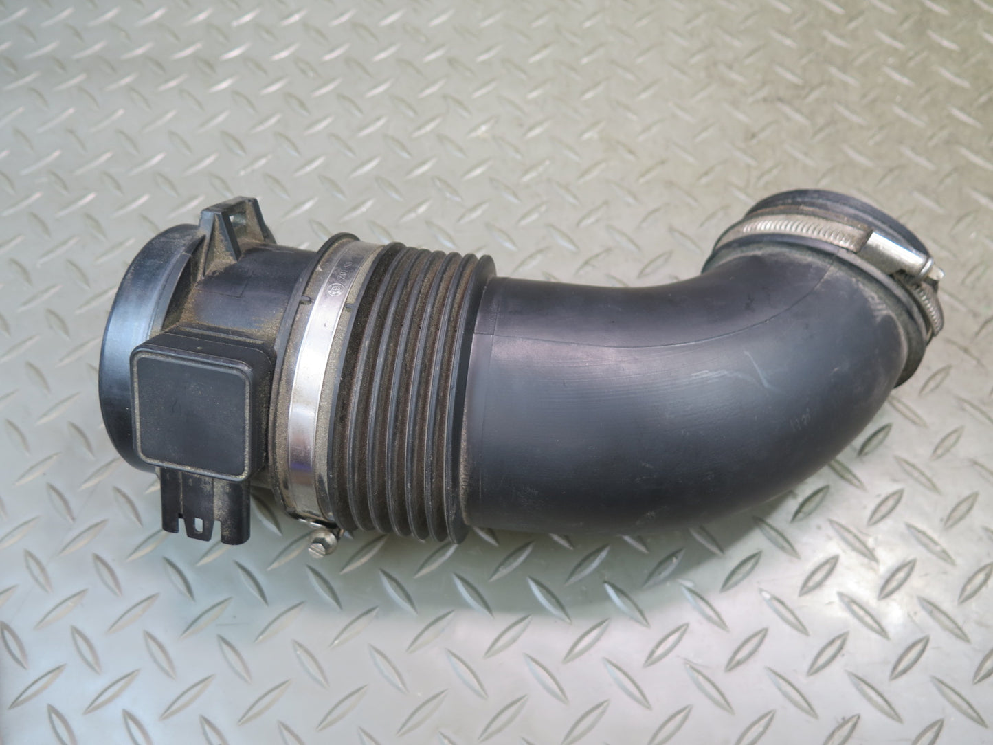 03-05 BMW E85 Z4 M54 3.0L Air Intake Duct Hose Boot Tube w MAF Sensor OEM