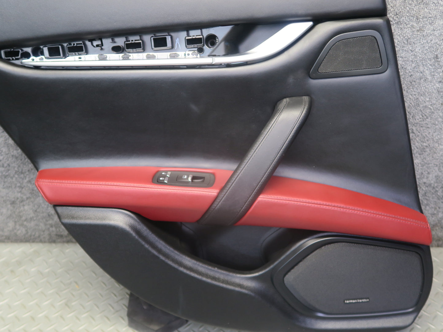2014-2017 Maserati Ghibli M157 Rear Left & Right Door Interior Trim Panel Set